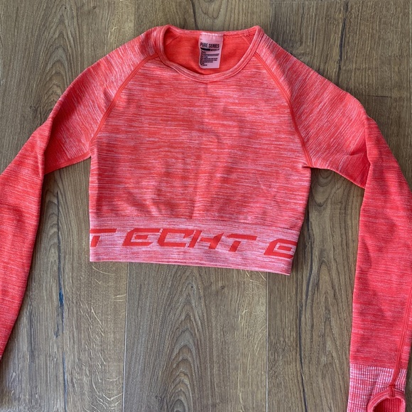 Echt 3 piece workout set - Picture 3 of 14